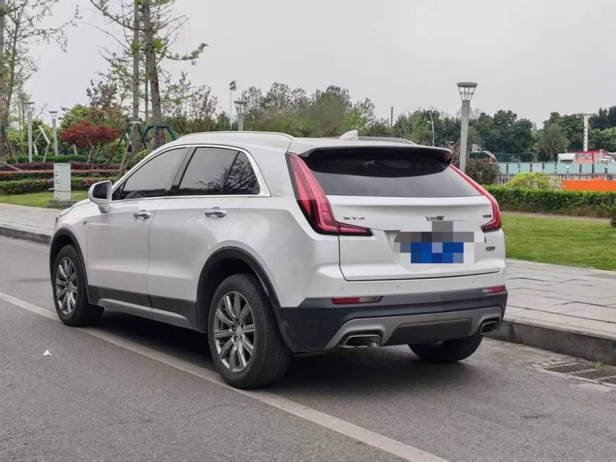 凱迪拉克 XT4  2018款 28T 兩驅(qū)領(lǐng)先型圖片