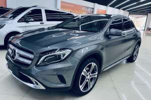 奔馳GLA 奔馳 GLA 220 4MATIC 豪華型