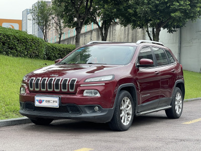 2016年1月 Jeep 自由光 2.4L 领先版图片