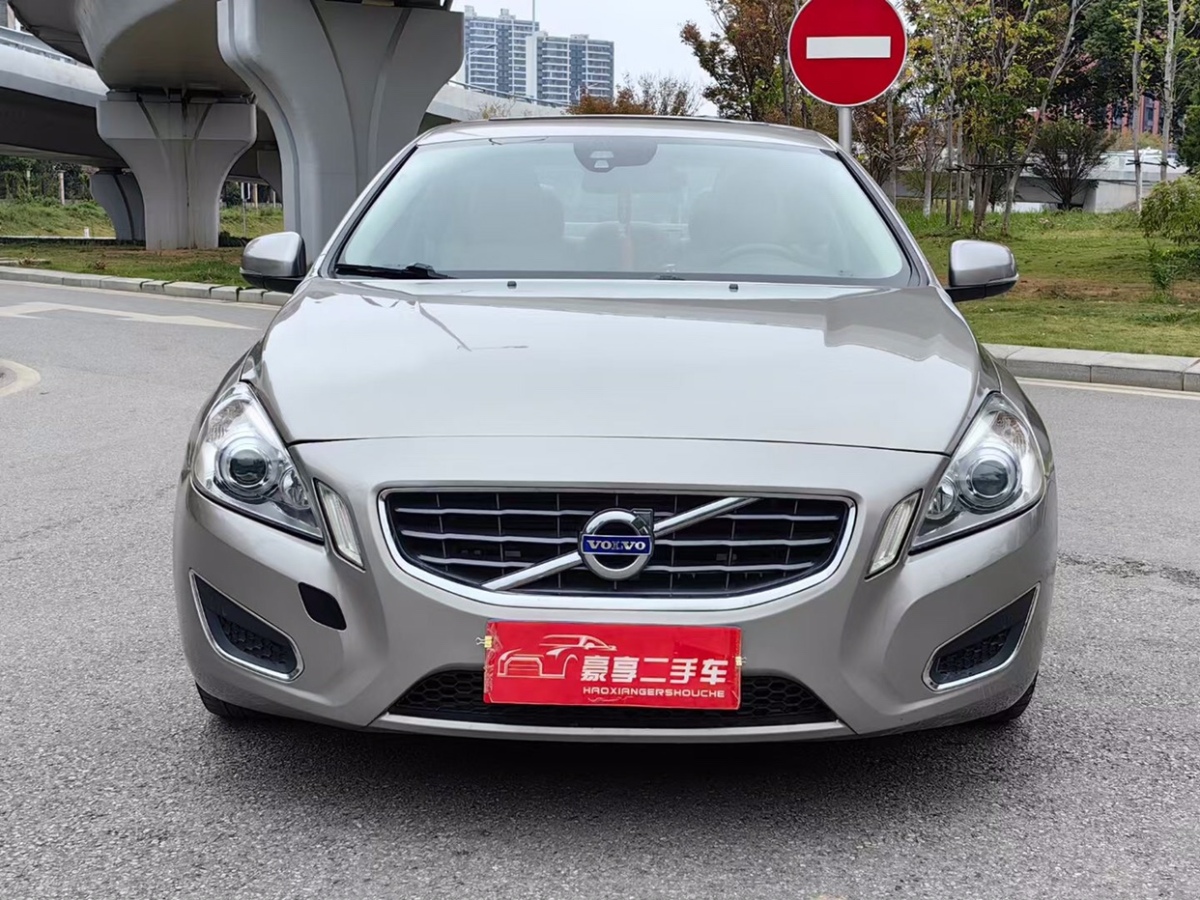 沃爾沃 S60  2011款 2.0T 智尚版圖片