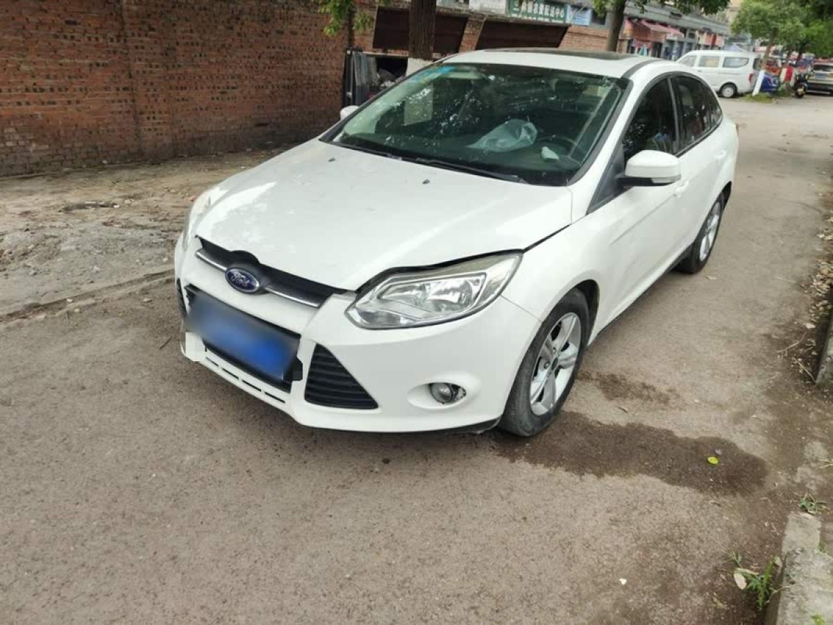 福特 ?？怂? 2012款 三廂 1.6L 自動風(fēng)尚型圖片