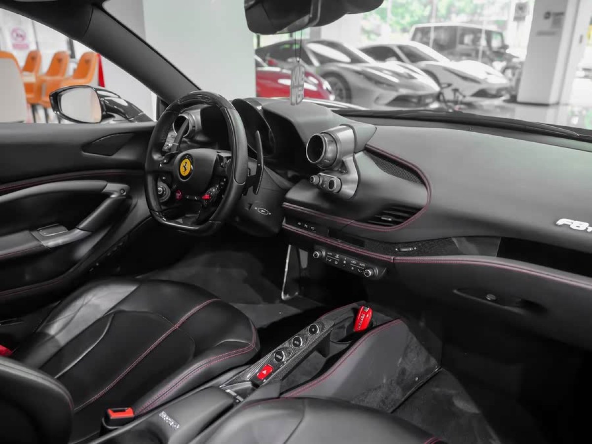 法拉利 F8 Tributo  2019款  3.9T V8圖片