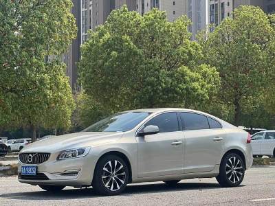 2018年9月 沃爾沃 S60L T3 智進(jìn)進(jìn)取版圖片