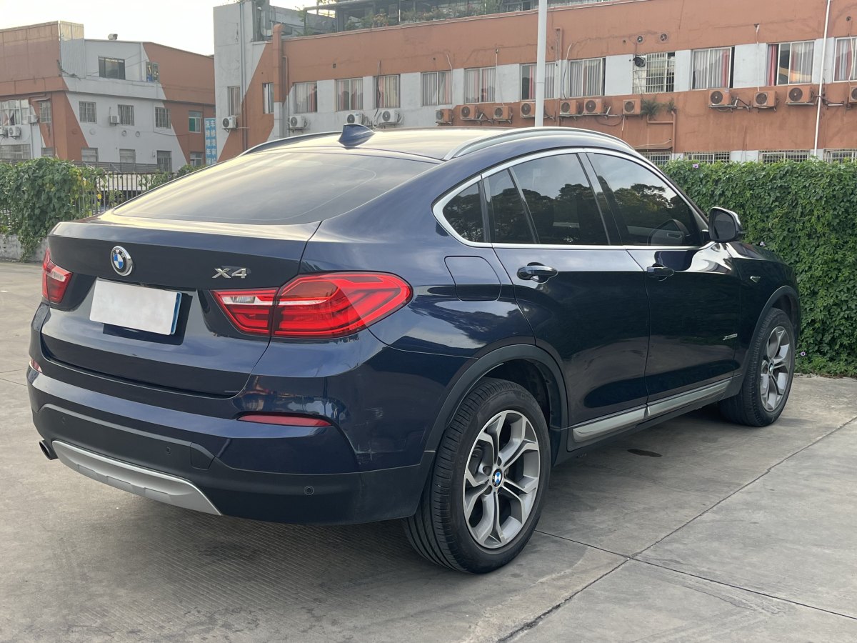 寶馬 寶馬X4  2014款 xDrive20i X設(shè)計(jì)套裝圖片