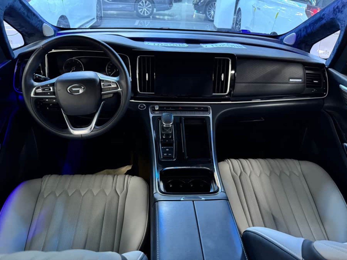 廣汽傳祺 M8  2024款 領(lǐng)秀系列 390T 尊享版圖片
