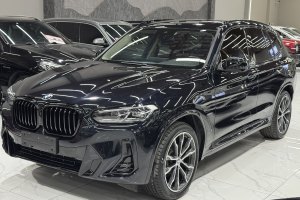 寶馬X3 寶馬 xDrive30i 領(lǐng)先型 M曜夜套裝