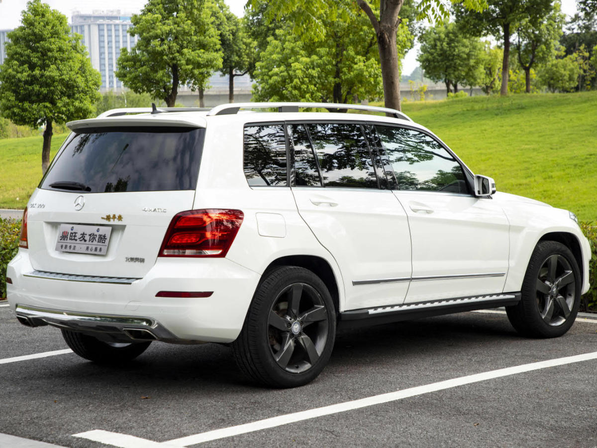 2015年1月奔驰 奔驰GLK级  2013款 GLK 300 4MATIC 动感天窗型