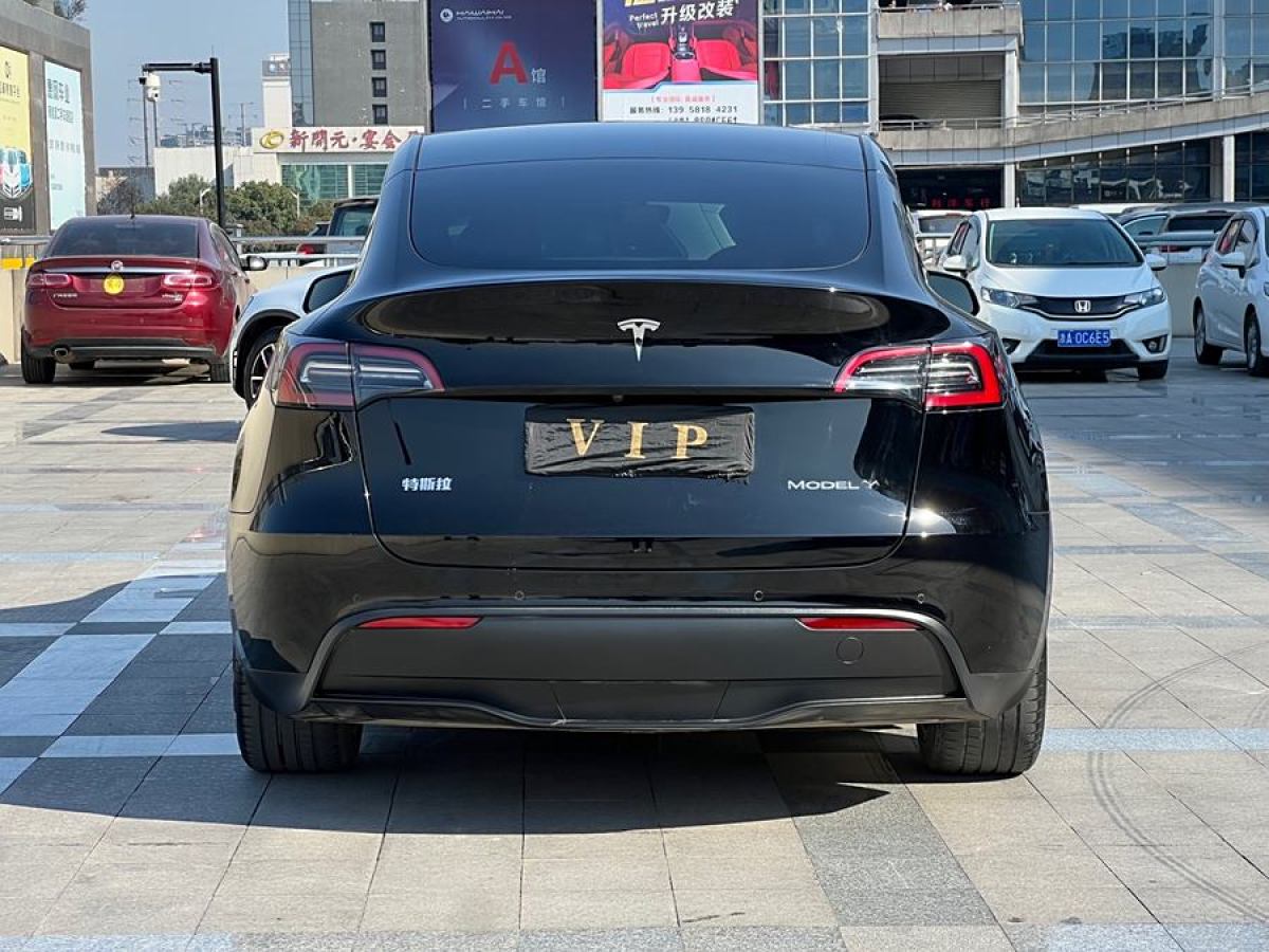 特斯拉 Model 3  2021款 改款 標(biāo)準(zhǔn)續(xù)航后驅(qū)升級(jí)版圖片