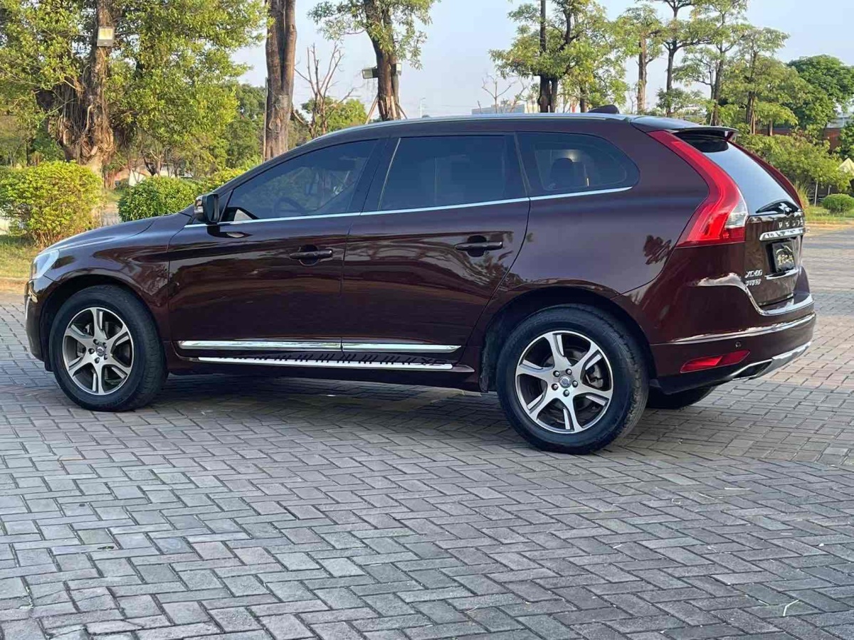 2015年6月沃爾沃 XC60  2015款 T5 AWD 智遠(yuǎn)版