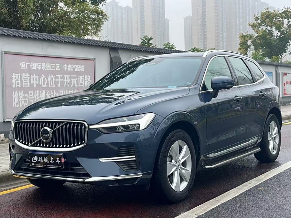 2022年1月沃爾沃 XC60  2022款 B5 四驅(qū)智逸豪華版