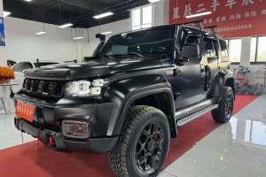 BJ40 北京 2.0D 自動四驅(qū)刀鋒英雄版先鋒型