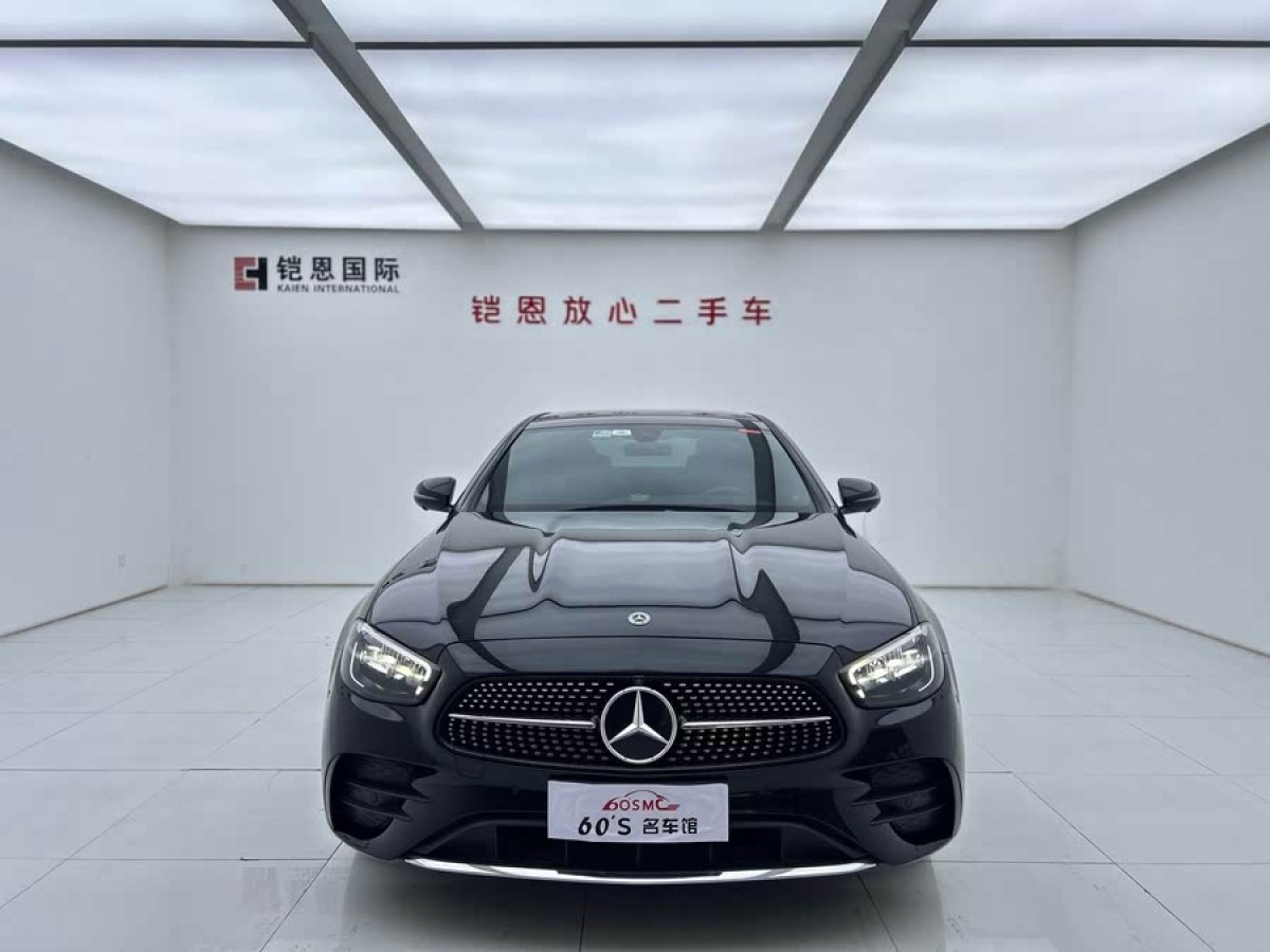 奔馳 奔馳E級  2022款 改款二 E 300 L 運動時尚型圖片