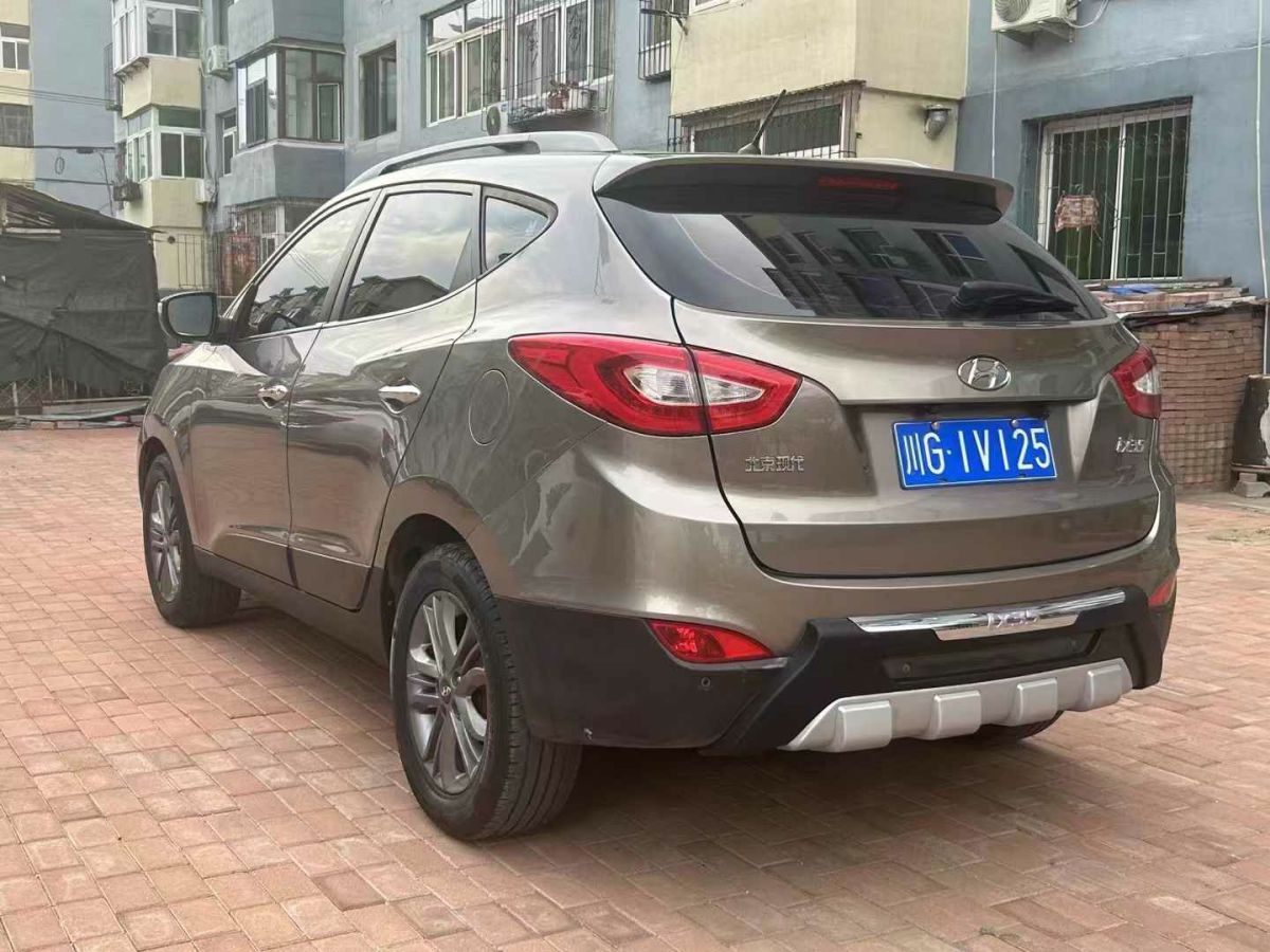 現(xiàn)代 ix35  2015款 2.0 GLS 四驅(qū)智能型圖片