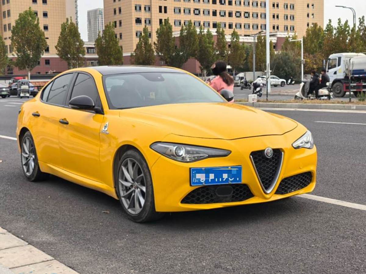 阿爾法·羅密歐 Giulia  2017款 2.0T 280HP Milano限量版圖片