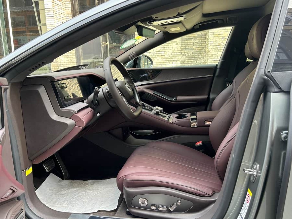 騰勢 騰勢Z9GT  2024款 1100四驅(qū)Max版圖片