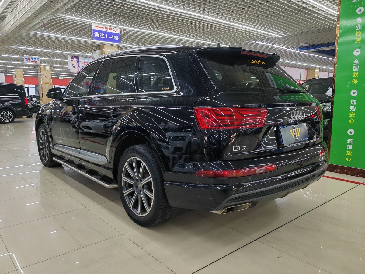 奧迪 奧迪Q7  2018款 45 TFSI 尊貴型圖片