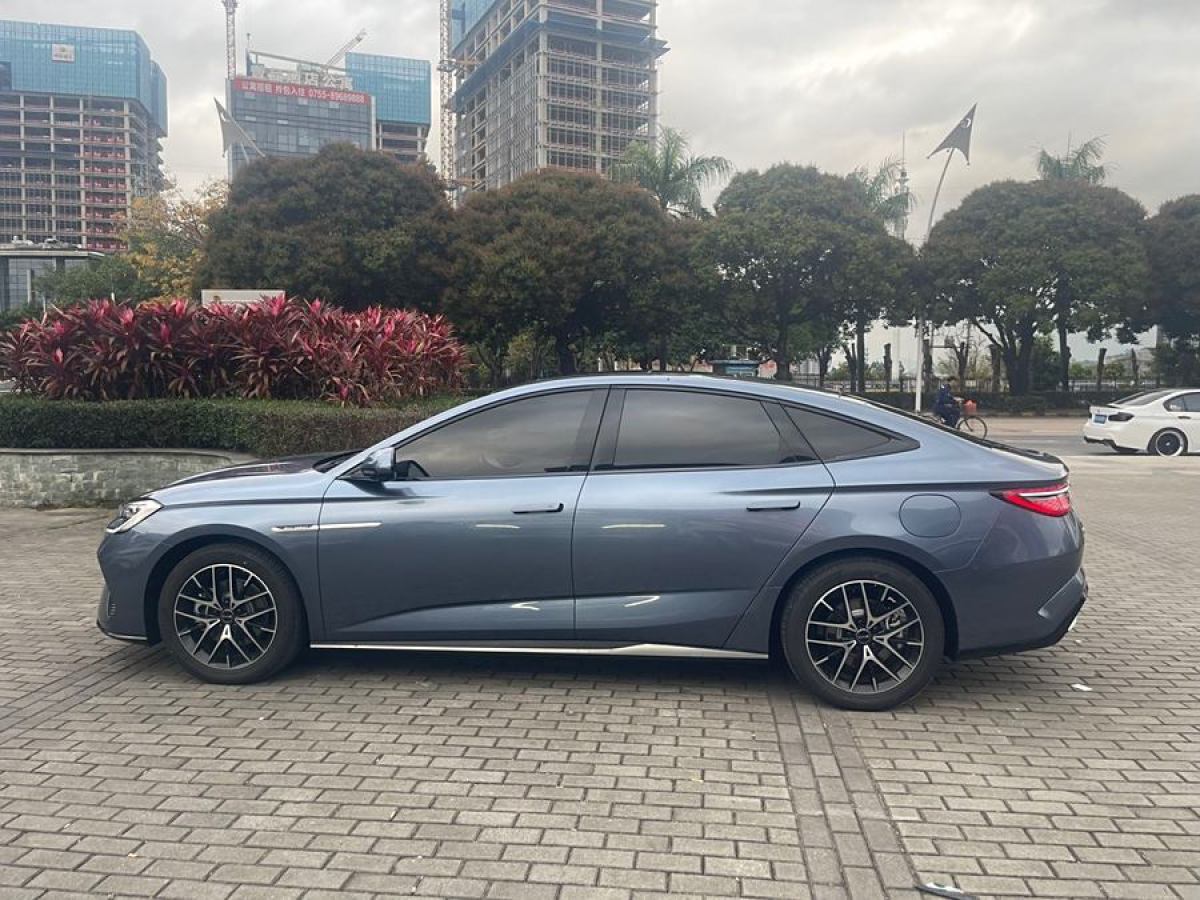 比亞迪 海豹07 DM-i  2025款 DM-i 1.5L 125km 尊貴型圖片