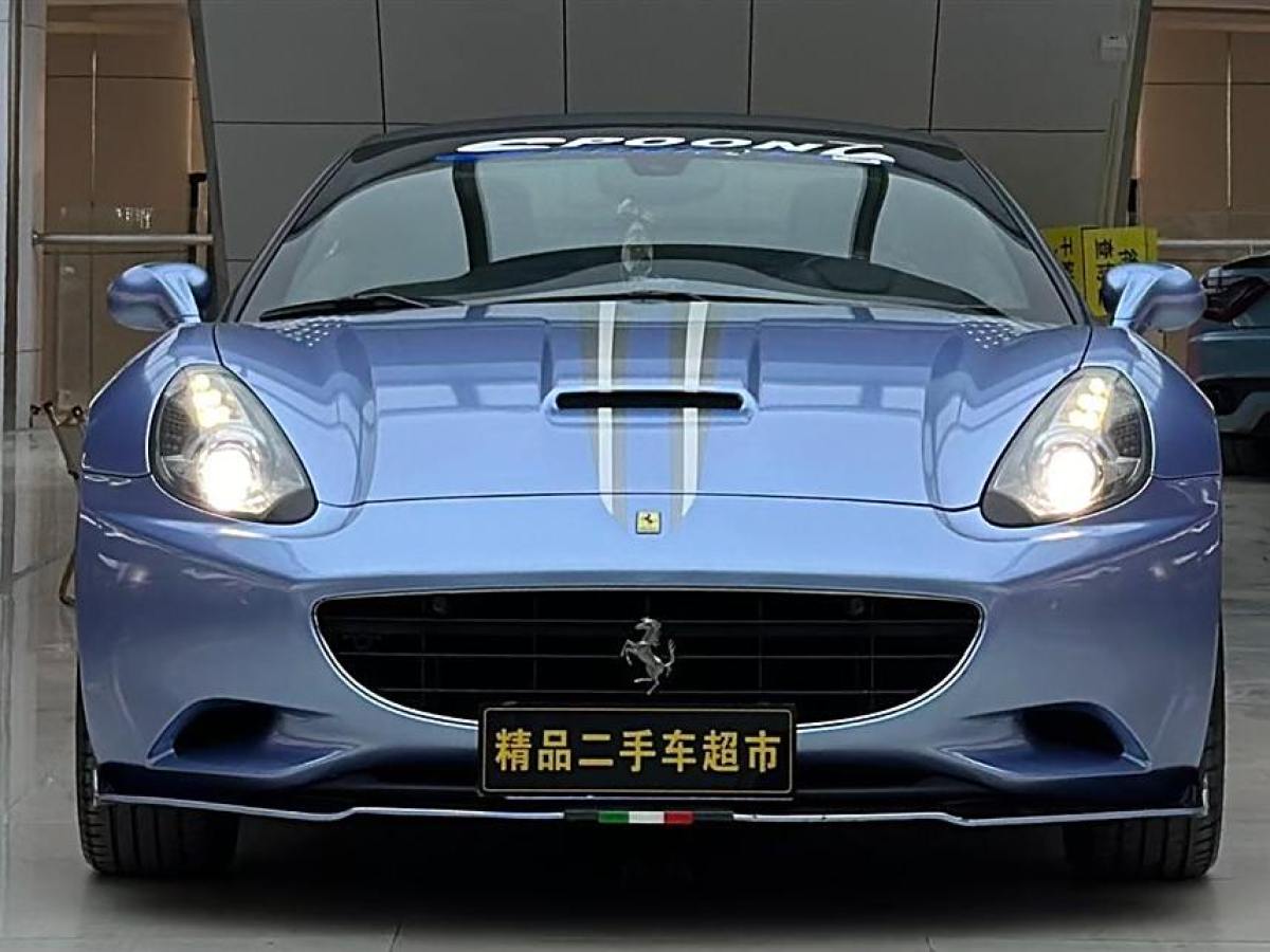 法拉利 California T  2009款 4.3L 標(biāo)準(zhǔn)型圖片