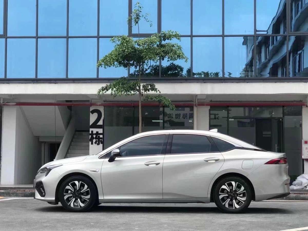 2021年10月埃安 AION S  2020款 魅 580 出行標(biāo)準(zhǔn)版