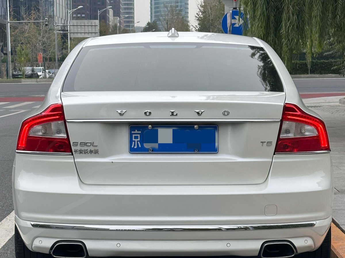 沃爾沃 S80L  2014款 2.0T T5 智尊行政版圖片