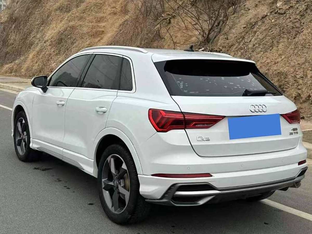 奧迪 奧迪Q3  2019款  35 TFSI 時尚動感型圖片