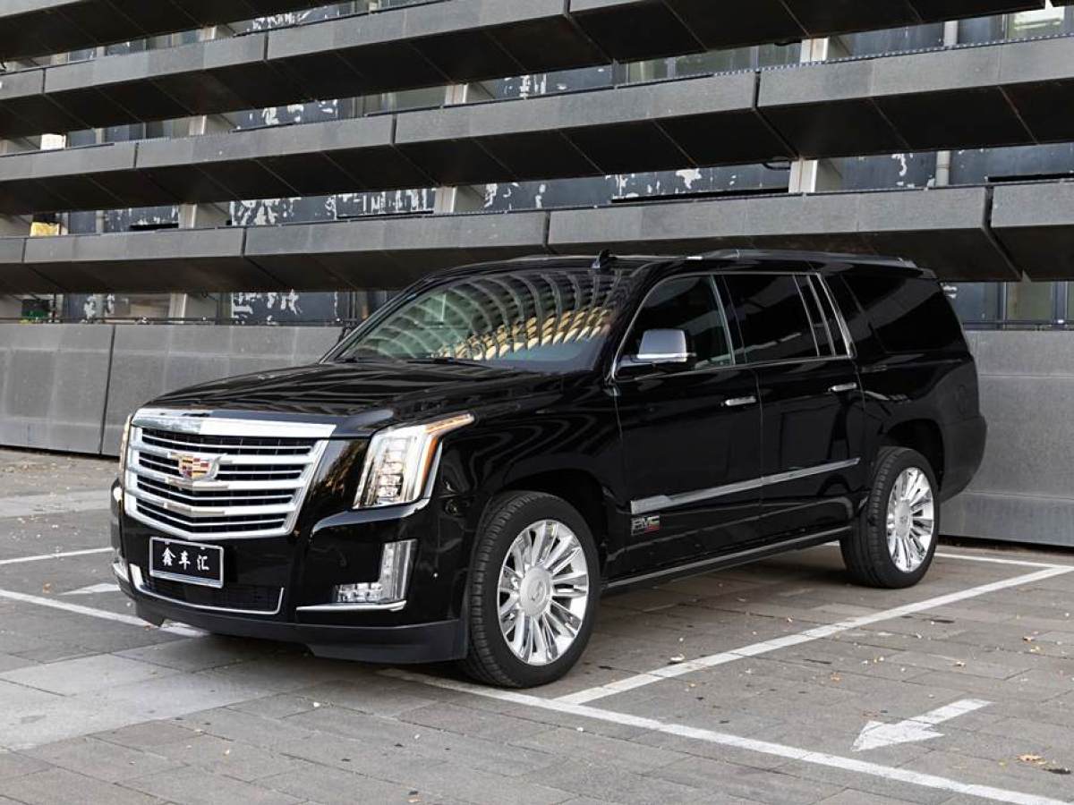 2017年1月凱迪拉克 凱雷德ESCALADE  2017款 6.2L ESV鉑金版加長型