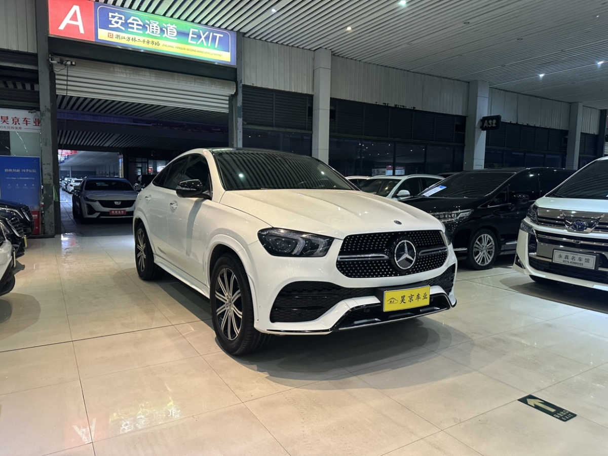 奔馳 奔馳GLE  2020款  GLE 350 4MATIC 豪華型圖片