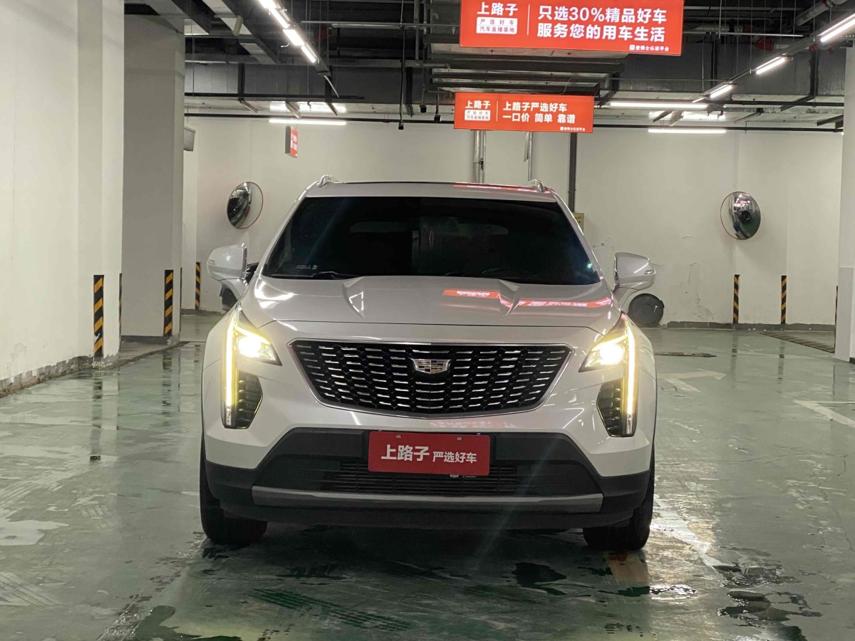 凱迪拉克 XT4  2018款 28T 兩驅(qū)領(lǐng)先型圖片