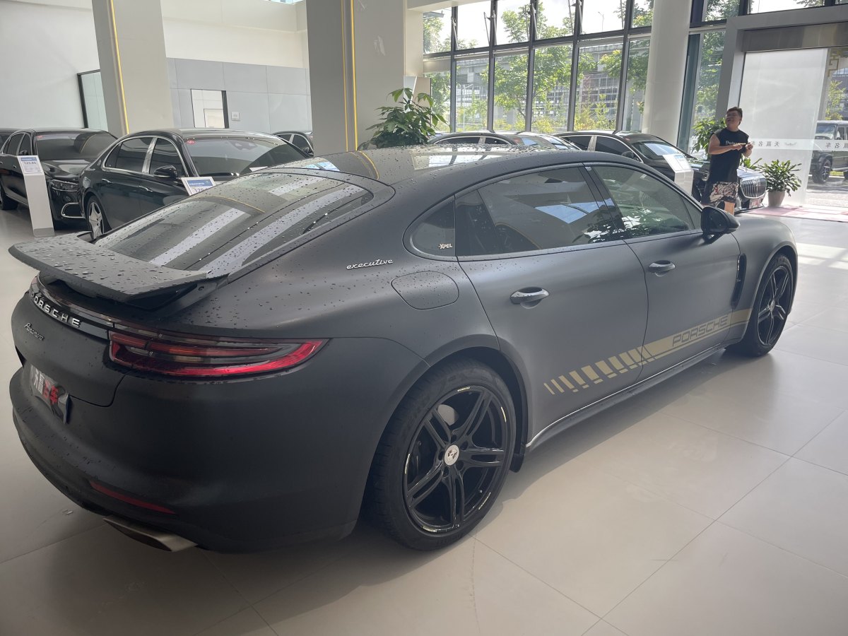 保时捷 Panamera  2019款 Panamera 4 行政加长版 2.9T图片