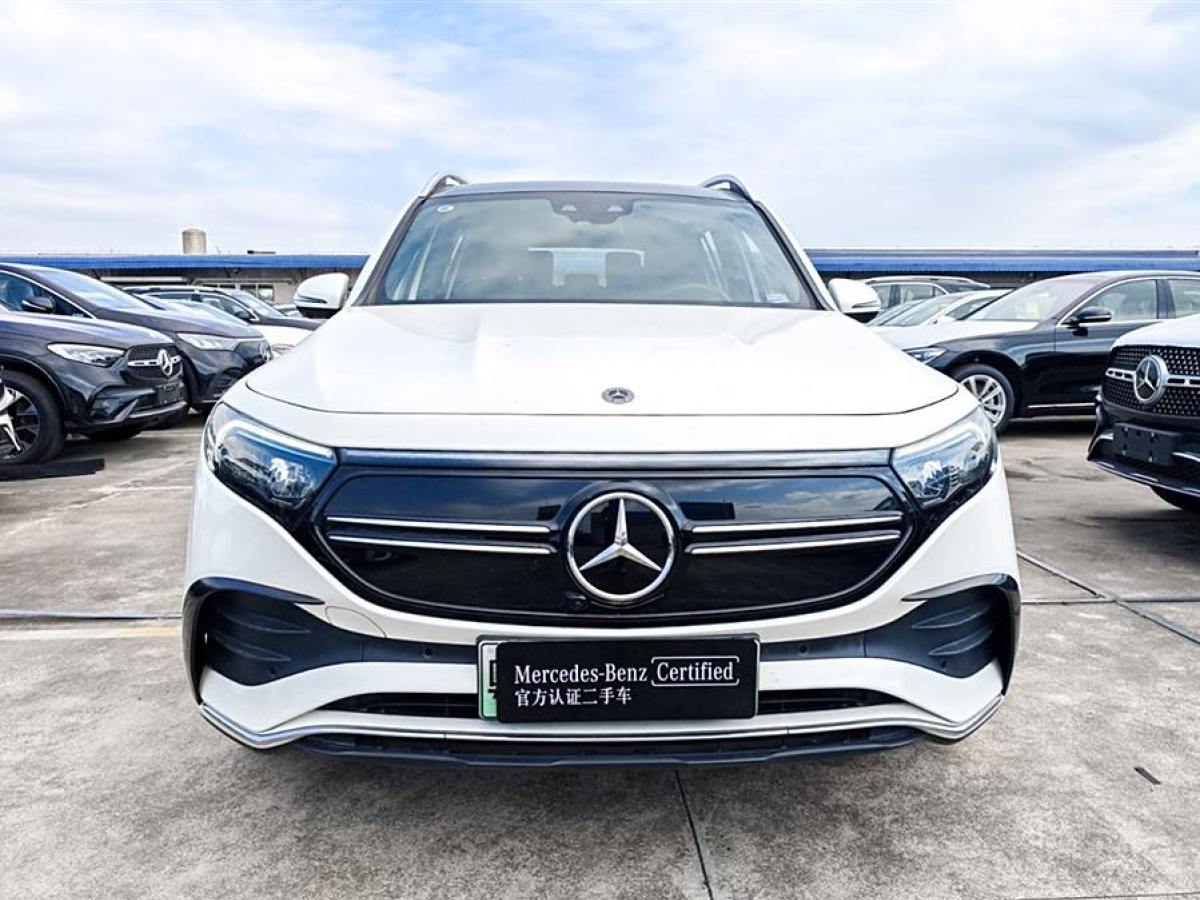 奔馳 奔馳EQB  2022款 EQB 350 4MATIC 首發(fā)特別版圖片