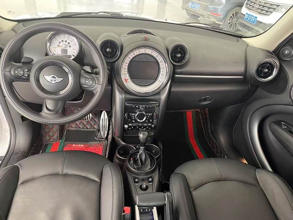 MINI COUNTRYMAN  2013款 1.6T COOPER S ALL4 滑雪版圖片