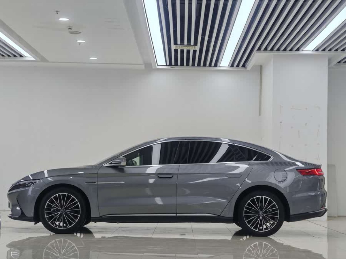 比亞迪 漢  2021款 EV 標(biāo)準(zhǔn)續(xù)航版豪華型圖片