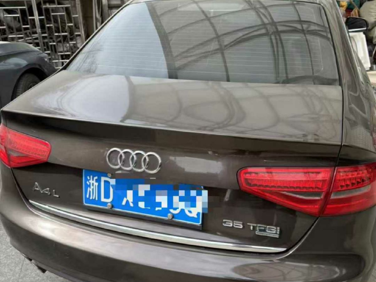 奧迪 奧迪A4L  2015款 A4L 1.8TFSI 30TFSI 舒適型圖片