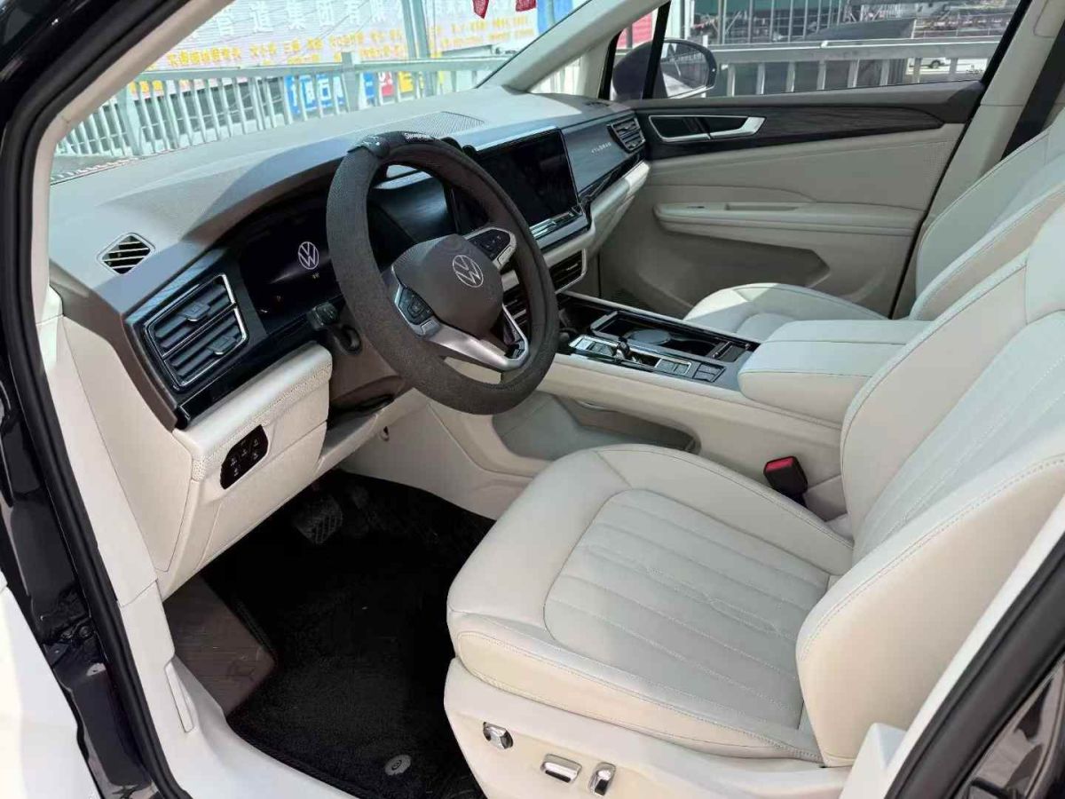 大眾 威然  2023款 330TSI 商務(wù)版圖片