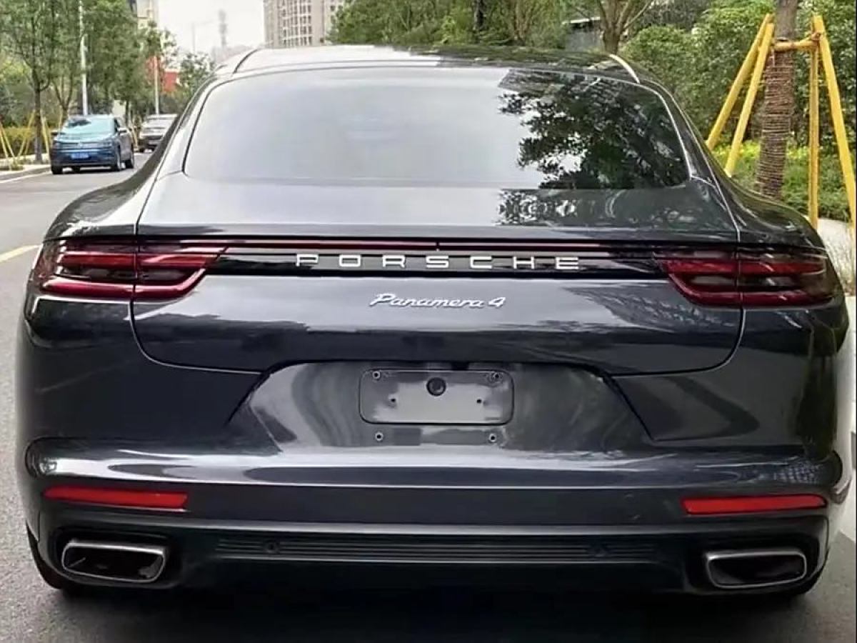 2020年9月保時(shí)捷 Panamera  2019款 Panamera 4 行政加長版 2.9T