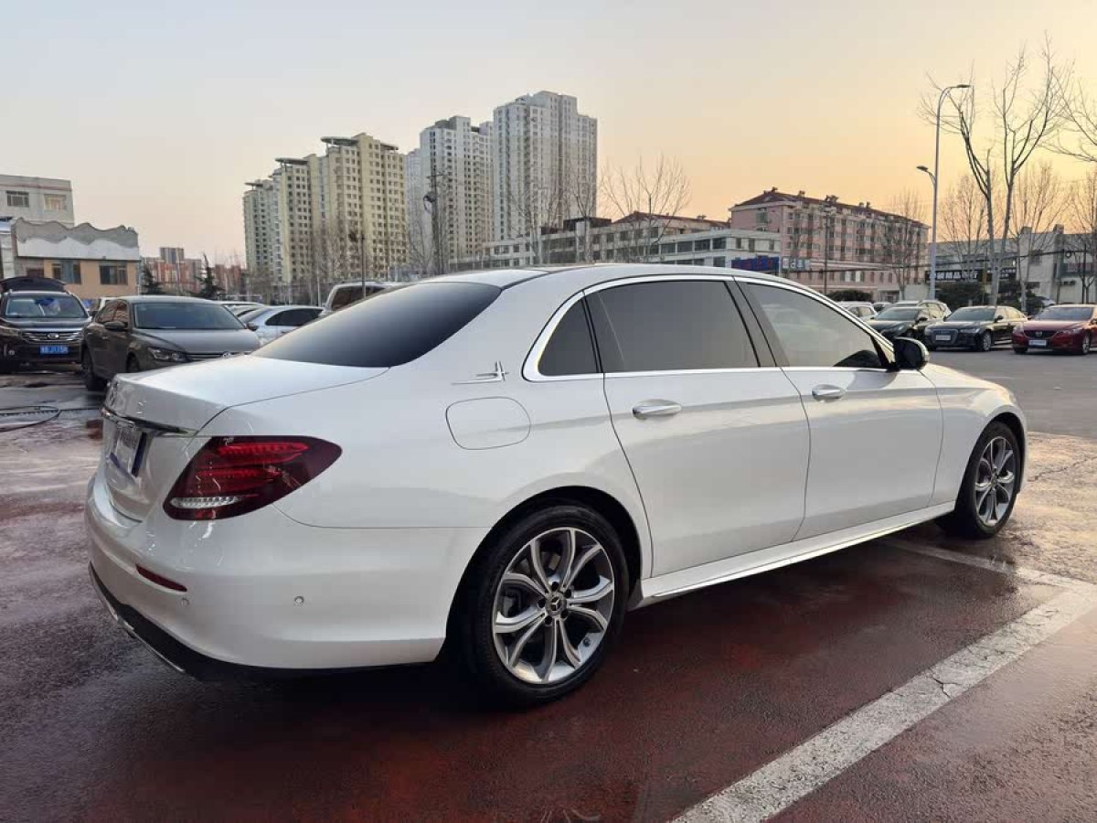 奔馳 奔馳E級  2020款 E 300 L 運動豪華型圖片