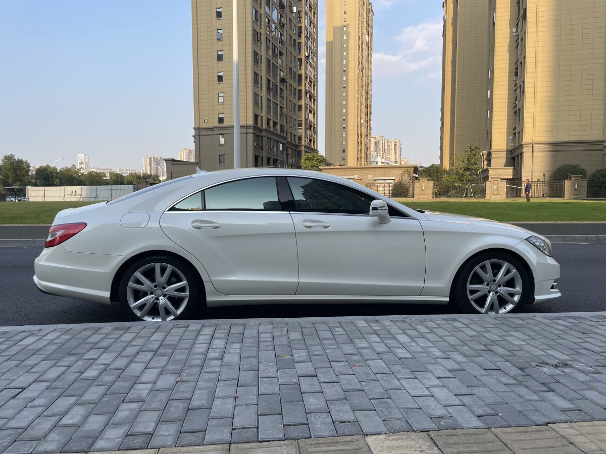 奔馳 奔馳CLS級  2012款 CLS 300 CGI圖片