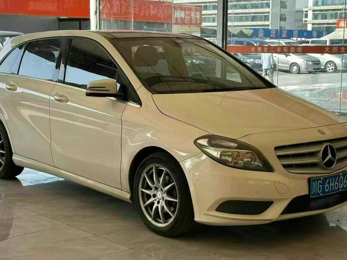奔馳 奔馳GLK級  2013款 GLK 300 4MATIC 動感天窗型圖片