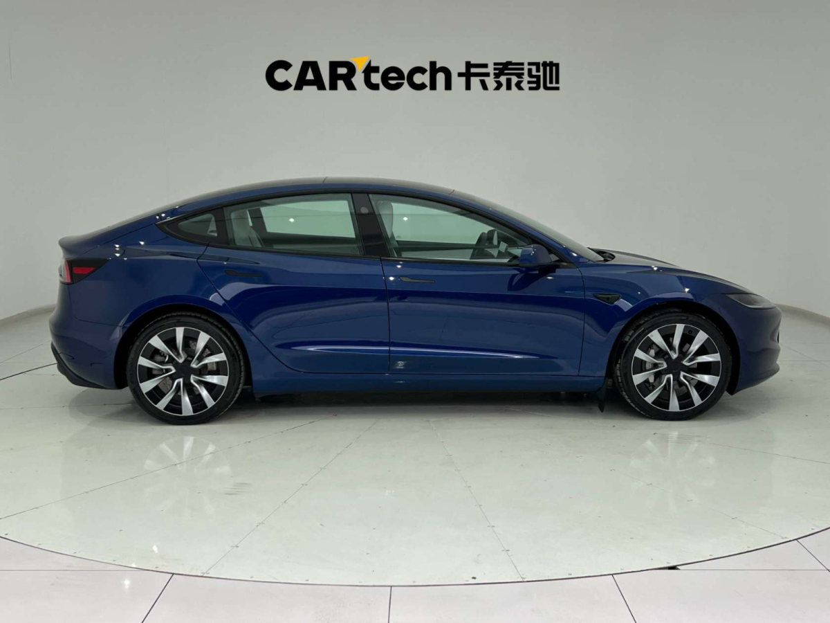 特斯拉 Model 3 特斯拉  Model 3  2023款 煥新版 后輪驅(qū)動圖片