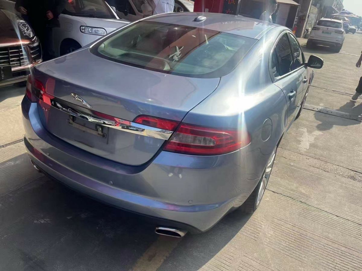 捷豹 XF  2009款 XF 3.0L V6豪華版圖片