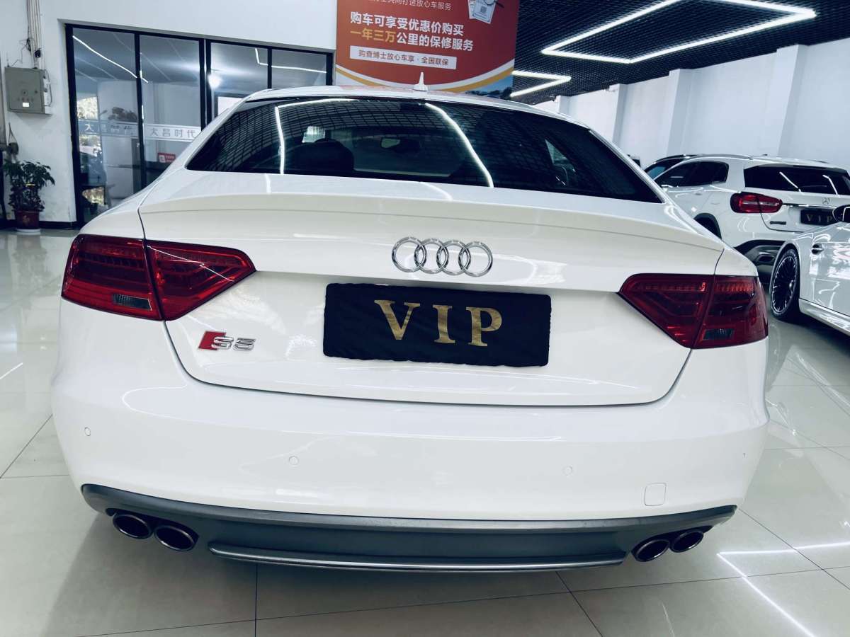 2012年12月奧迪 奧迪S5  2012款 S5 3.0T Sportback