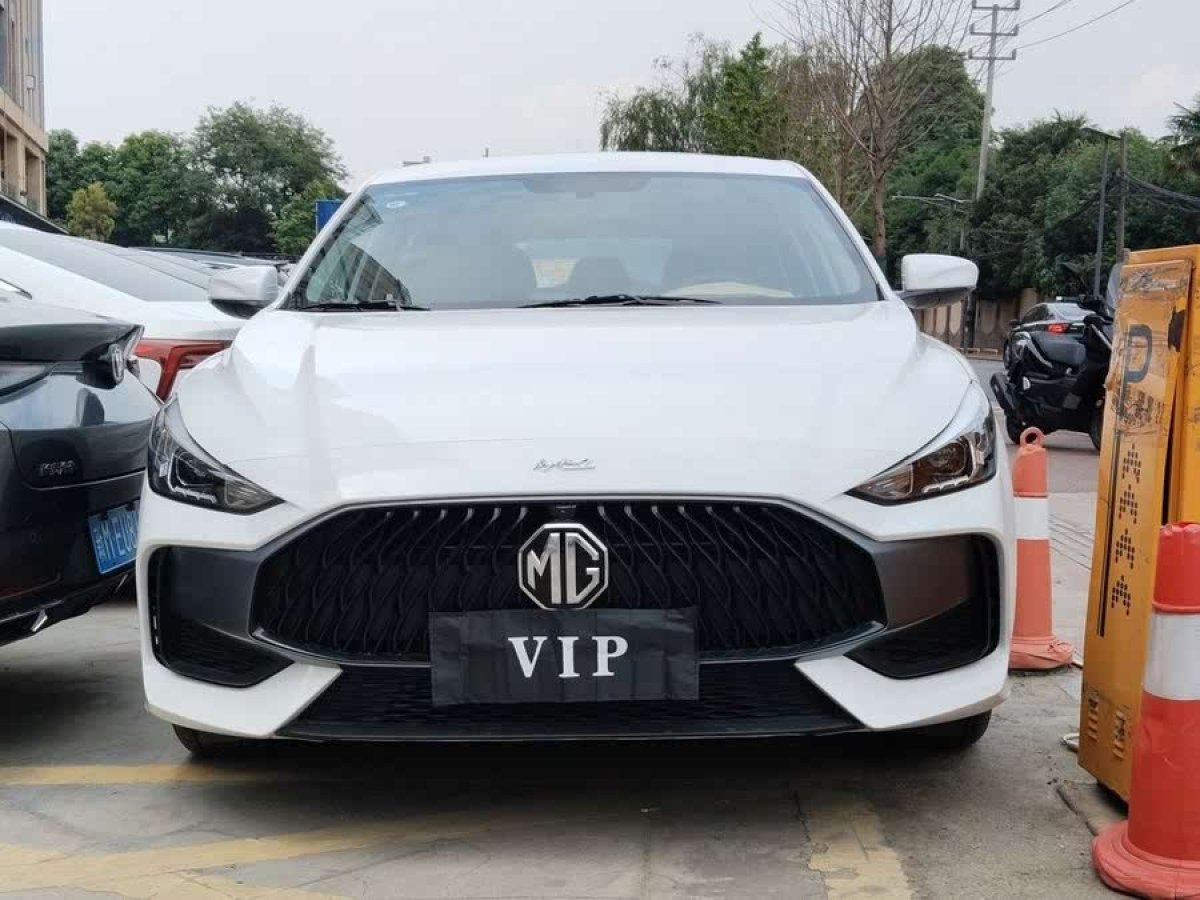 名爵 名爵5  2023款 180DVVT CVT風尚版圖片