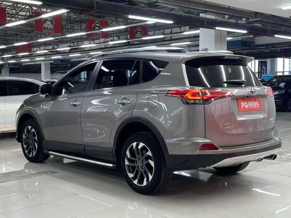 豐田 RAV4榮放  2018款 2.5L 自動四驅(qū)精英i版圖片