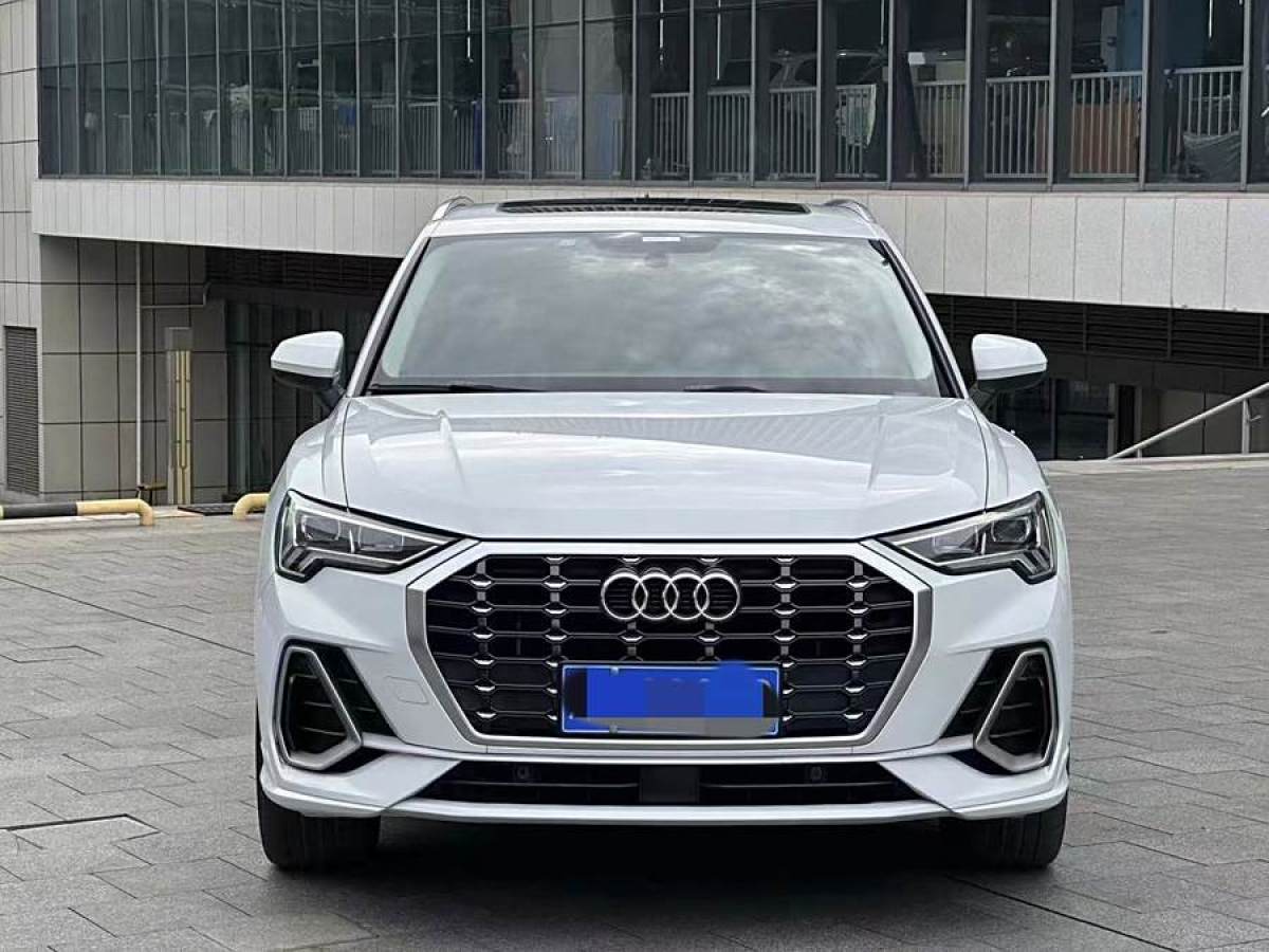 奧迪 奧迪Q3  2020款 35 TFSI 進(jìn)取動(dòng)感型圖片