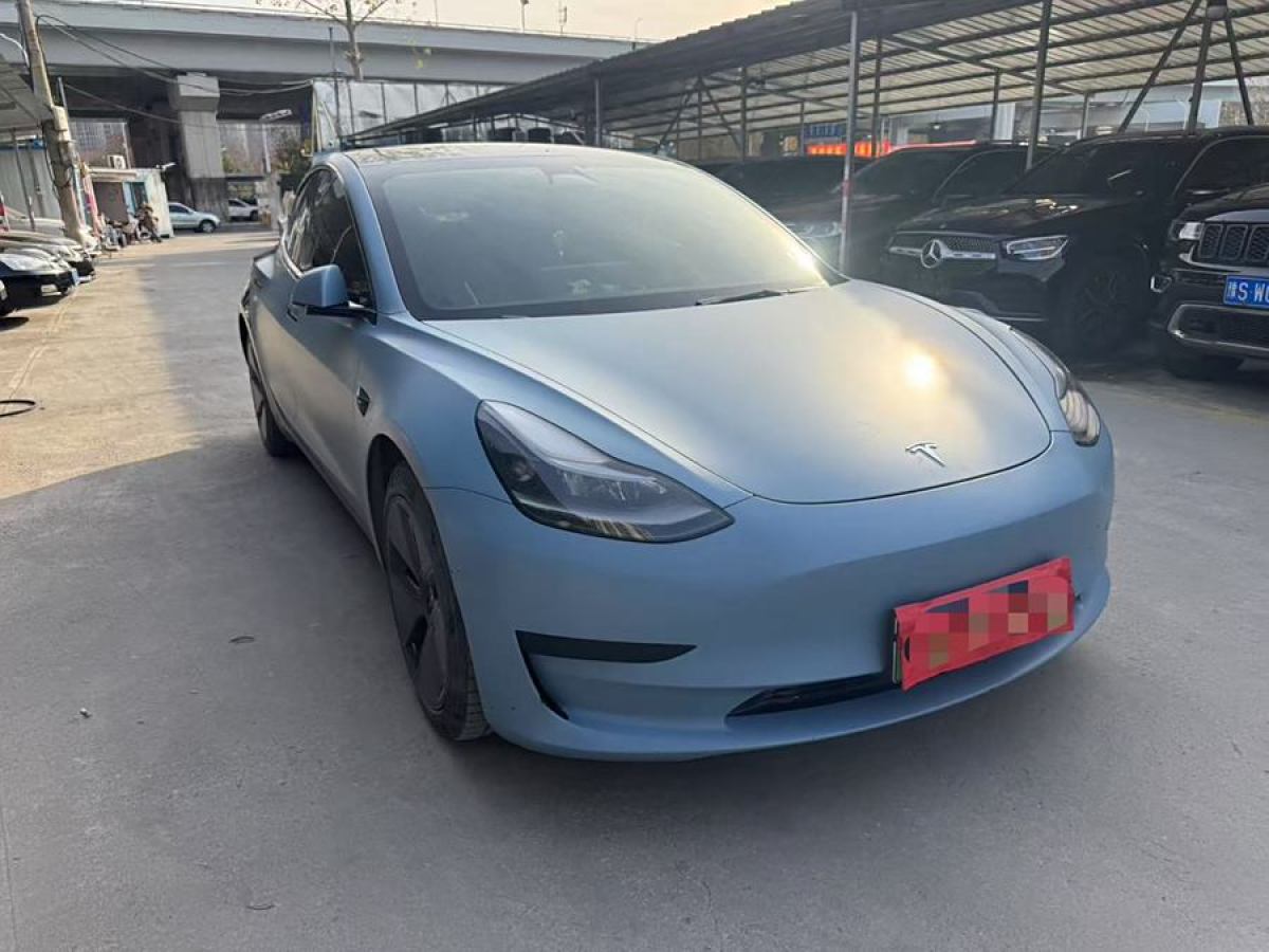 特斯拉 Model 3  2021款 改款 標(biāo)準(zhǔn)續(xù)航后驅(qū)升級(jí)版圖片