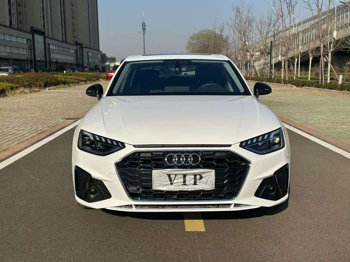 2022年6月奧迪 奧迪A4L  2022款 40 TFSI 豪華動(dòng)感型