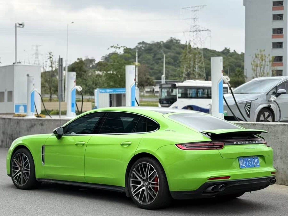 保時(shí)捷 Panamera  2019款 Panamera 4 行政加長(zhǎng)版 2.9T圖片