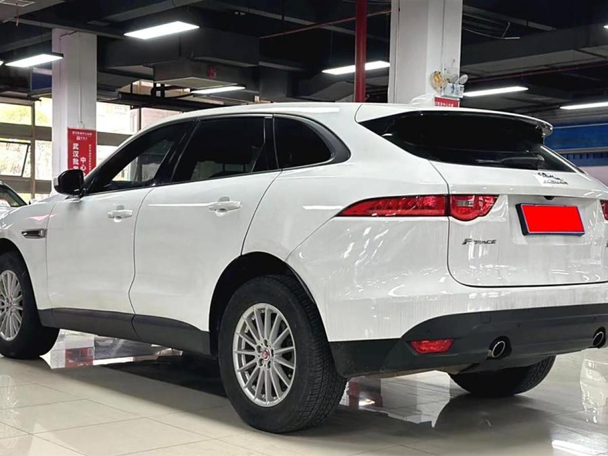 捷豹 F-PACE  2019款 2.0T 四驅(qū)都市尊享版圖片