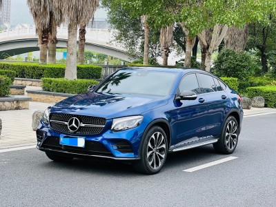 glc260多少钱，奔驰进口GLC260轿跑SUV，颠覆你对