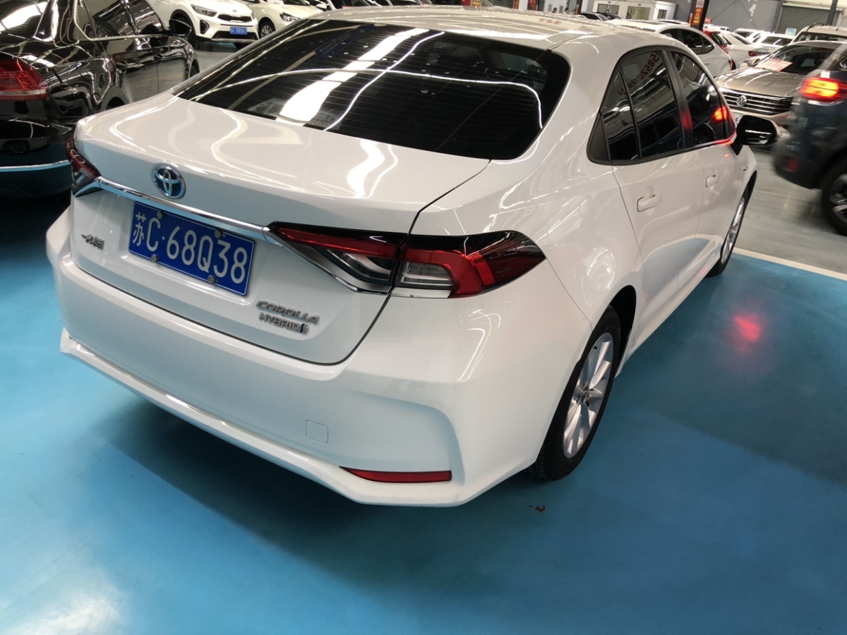 丰田 卡罗拉  2019款 双擎 1.8L E-CVT GL-i精英版图片